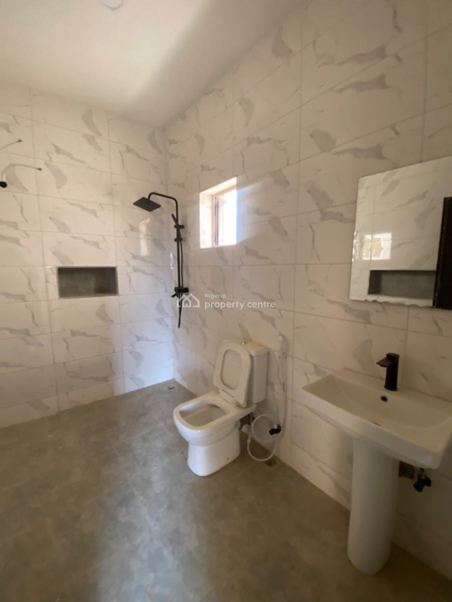 Luxury 5 Bedroom Terraced Duplex in a Secured and Clean Compound, Life Camp, Abuja, Terraced Duplex for Sale