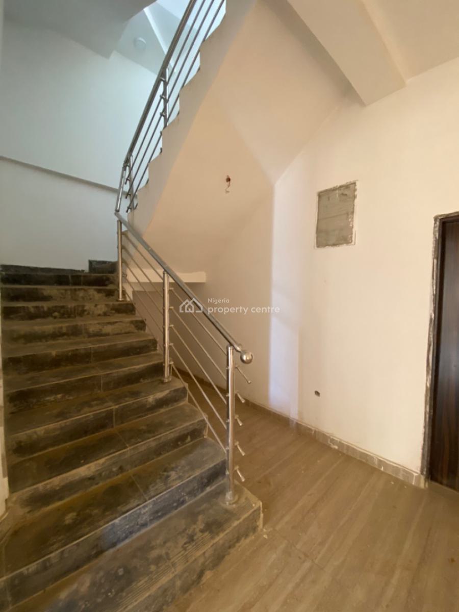 Luxury 5 Bedroom Terraced Duplex in a Secured and Clean Compound, Life Camp, Abuja, Terraced Duplex for Sale