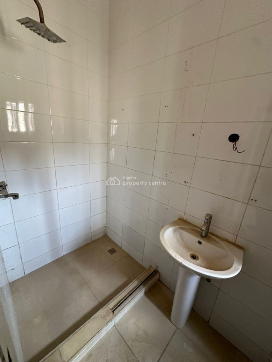 Brand New Spacious 3 Bedroom Apartment, Jahi, Abuja, Flat / Apartment for Sale