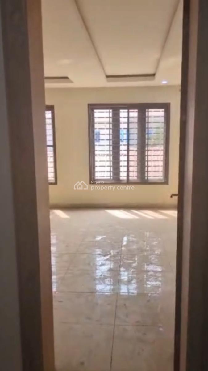 4 Bedrooms Luxurious Terraces for Office / Residential Use, Off Lake Chad, Maitama District, Abuja, Terraced Duplex for Rent