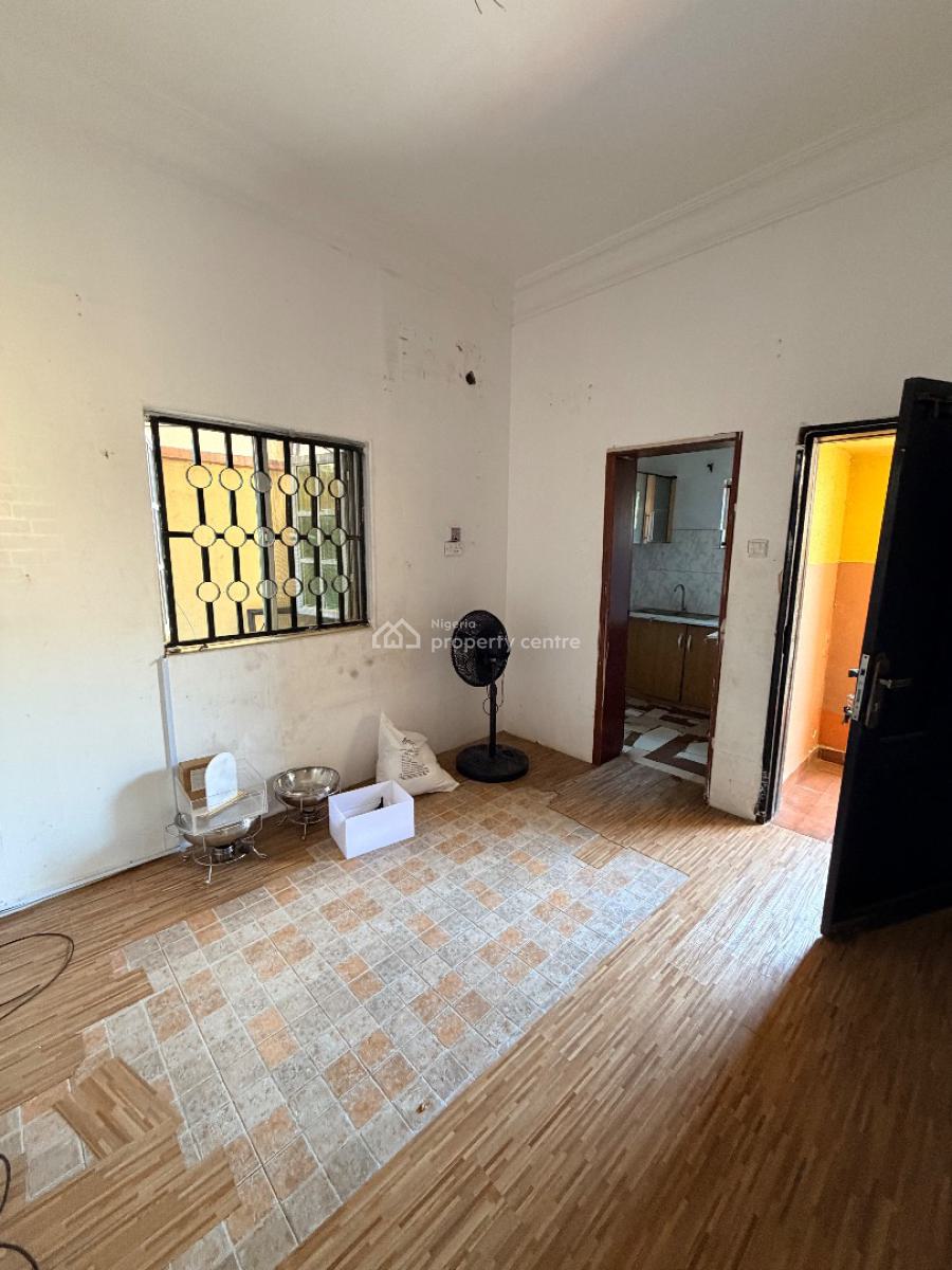 1bedroom and Palour in Lekki Phase 1, Dr Adewale Oshin, Lekki Phase 1, Lekki, Lagos, Mini Flat (room and Parlour) for Rent