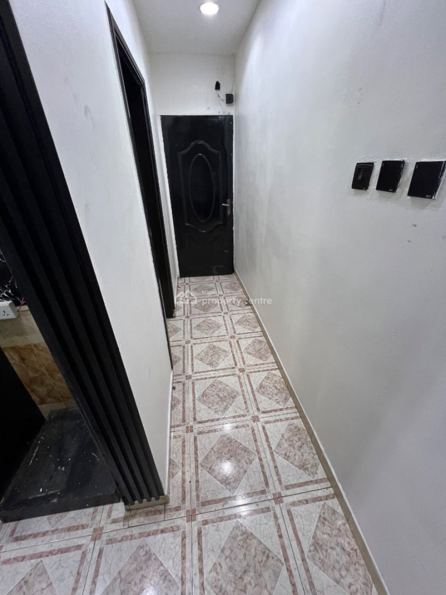 Serviced Spacious 1-bedroom Flat in a Very Secure Estate, Off Marwa, Lekki Phase 1, Lekki, Lagos, Mini Flat (room and Parlour) for Rent