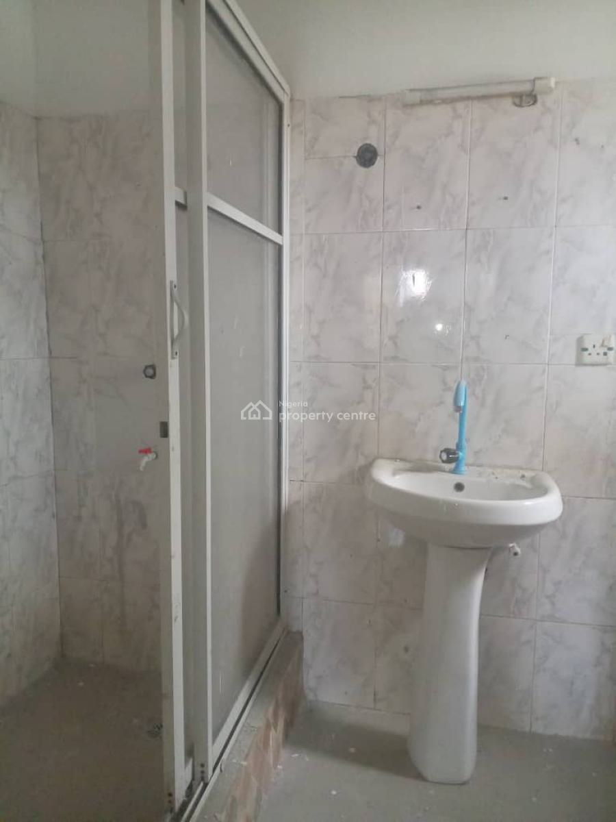 a Luxury 3 Bedrooms Flat, Peace Ville Estate, Badore, Ajah, Lagos, Flat / Apartment for Rent