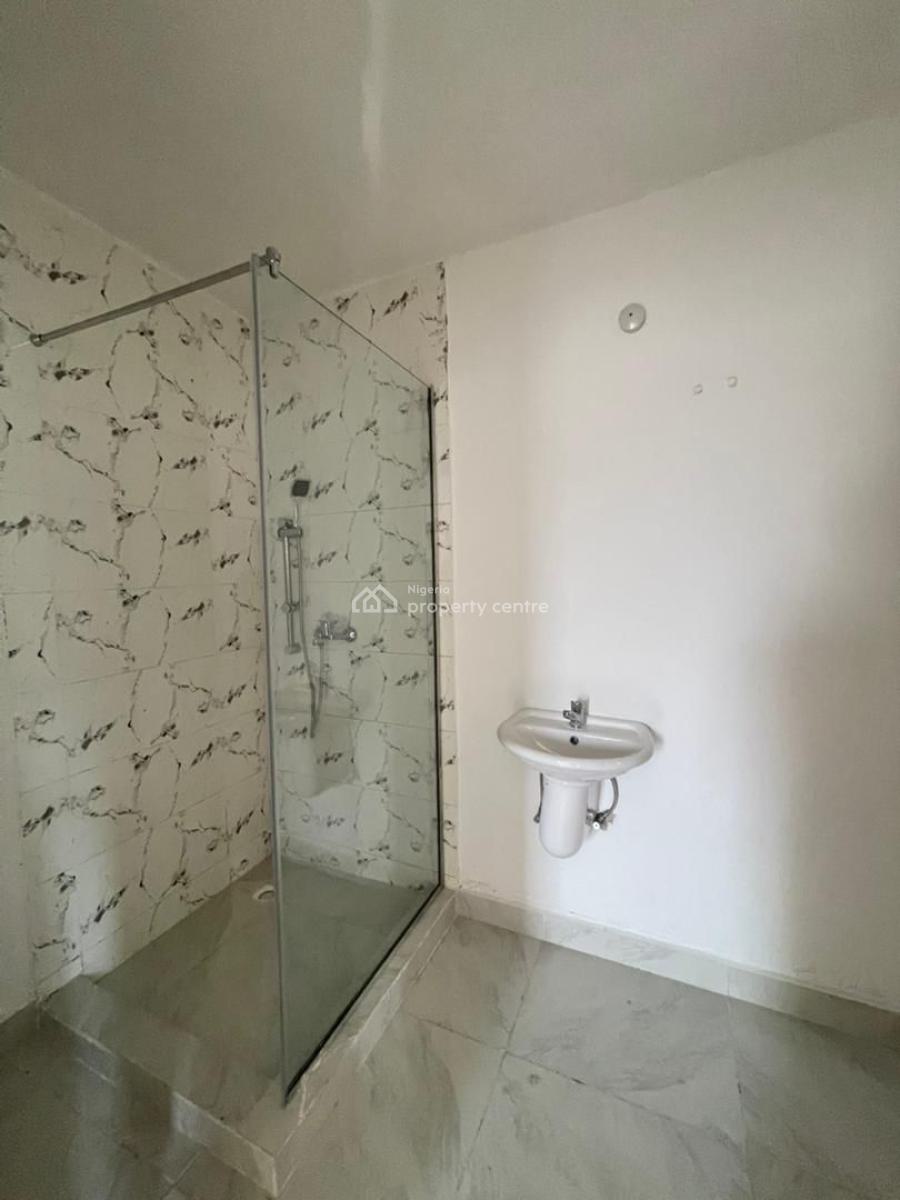 Spacious 2 Bedroom Apartment with, Ikate, Lekki Lagos, Ikate Elegushi, Lekki, Lagos, Flat / Apartment for Rent