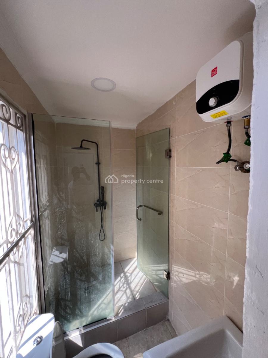 Fully-serviced Super Luxury 1-bedroom Flat with 24/7 Electricity, Off Admiralty Way, Lekki Phase 1, Lekki, Lagos, Mini Flat (room and Parlour) for Rent
