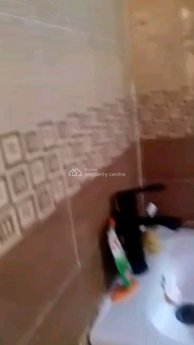 Standard and Spacious Mini Flat Pop , Water Heater, Akiode Opposite Omole Phase 1, Magodo, Lagos, Mini Flat (room and Parlour) for Rent