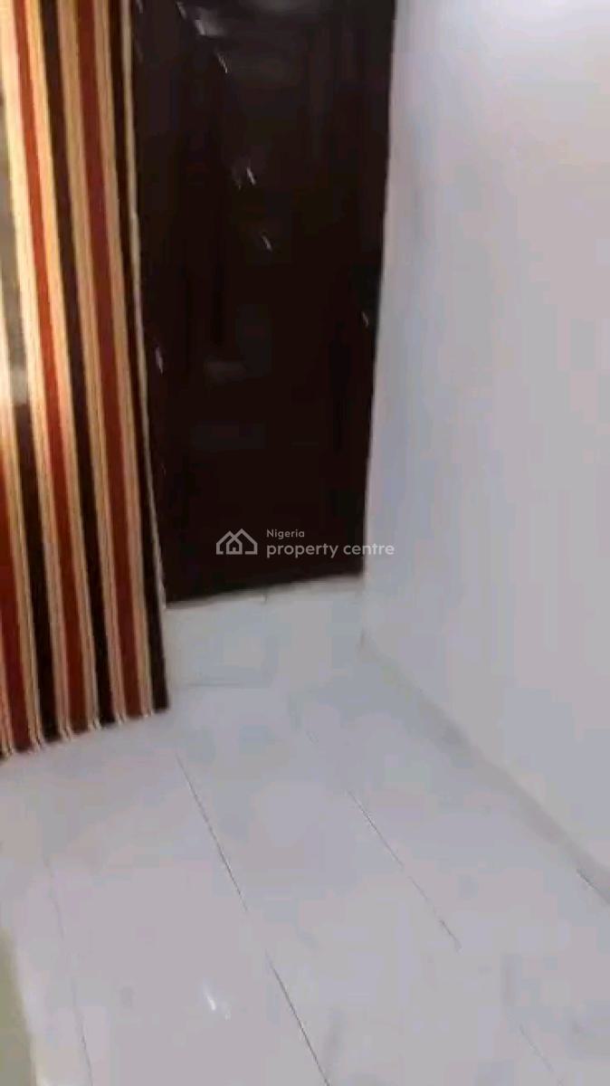 Standard and Spacious Mini Flat Pop , Water Heater, Akiode Opposite Omole Phase 1, Magodo, Lagos, Mini Flat (room and Parlour) for Rent