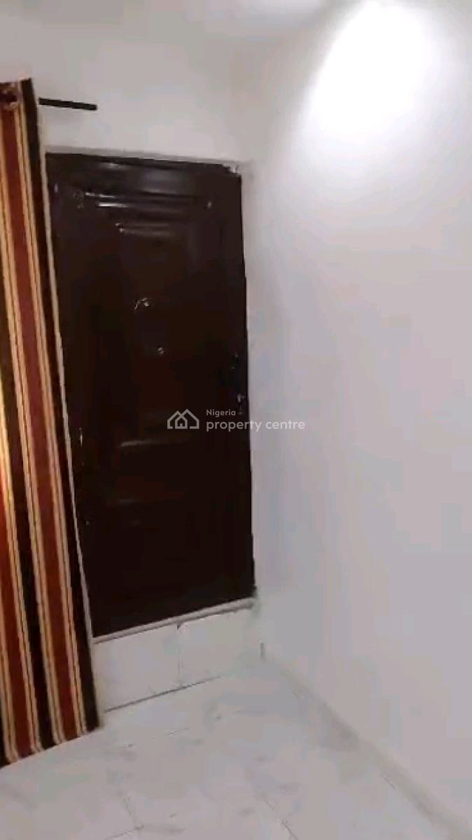 Standard and Spacious Mini Flat Pop , Water Heater, Akiode Opposite Omole Phase 1, Magodo, Lagos, Mini Flat (room and Parlour) for Rent