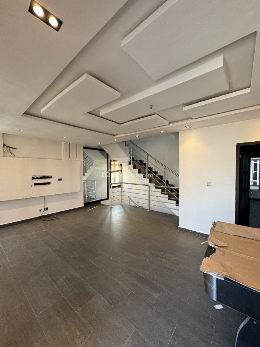 4bedroom Terrace Duplex in Ikota Gra, Lekki, Ikota, Lekki, Lagos, Terraced Duplex for Rent