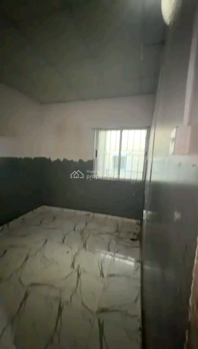 Neatly Used, Spacious and Standard 2 Bedroom Flat, Off Awoyokun, Onipanu, Shomolu, Lagos, Flat / Apartment for Rent