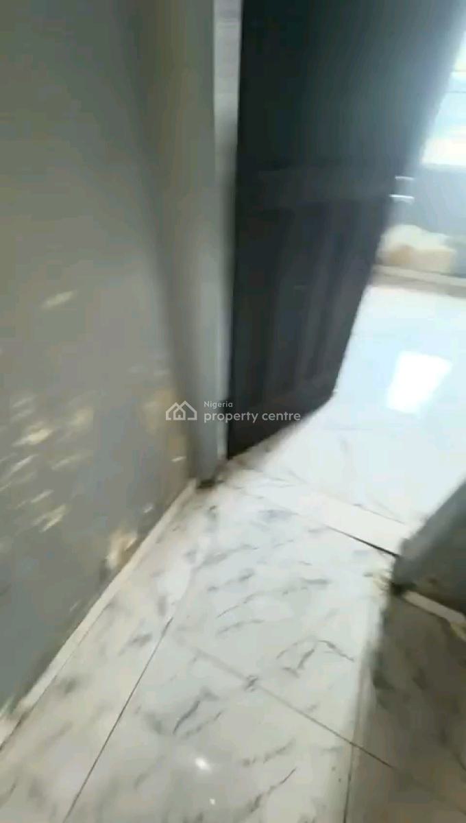 Neatly Used, Spacious and Standard 2 Bedroom Flat, Off Awoyokun, Onipanu, Shomolu, Lagos, Flat / Apartment for Rent