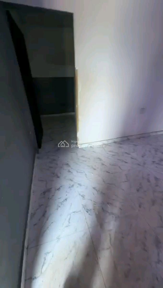 Neatly Used, Spacious and Standard 2 Bedroom Flat, Off Awoyokun, Onipanu, Shomolu, Lagos, Flat / Apartment for Rent