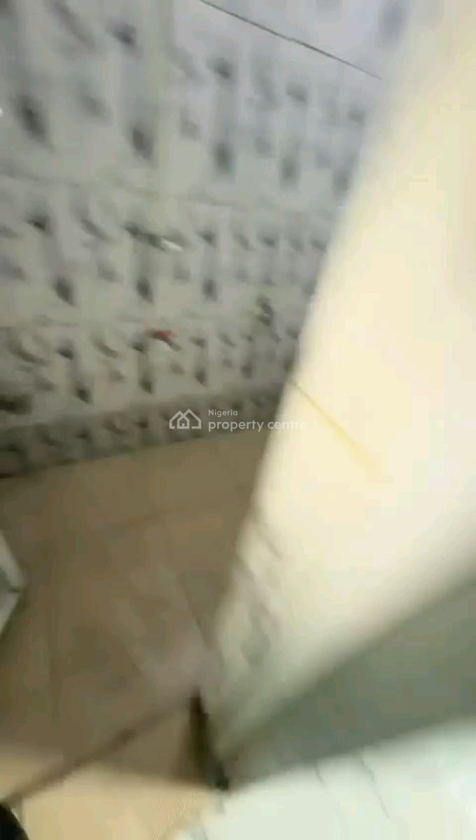 Neatly Used, Spacious and Standard 2 Bedroom Flat, Off Awoyokun, Onipanu, Shomolu, Lagos, Flat / Apartment for Rent