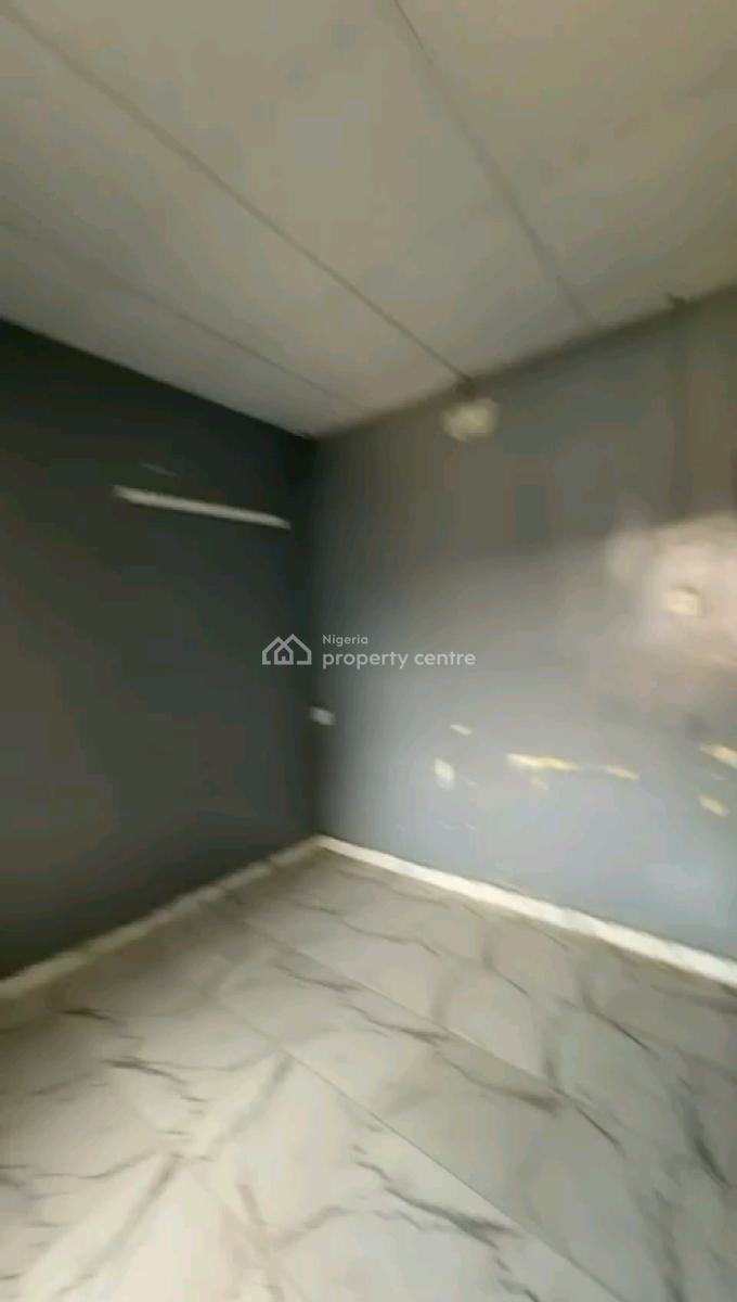 Neatly Used, Spacious and Standard 2 Bedroom Flat, Off Awoyokun, Onipanu, Shomolu, Lagos, Flat / Apartment for Rent