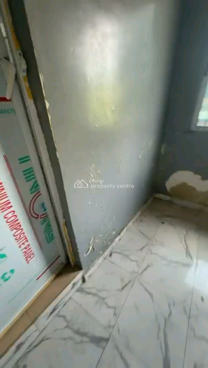 Neatly Used, Spacious and Standard 2 Bedroom Flat, Off Awoyokun, Onipanu, Shomolu, Lagos, Flat / Apartment for Rent