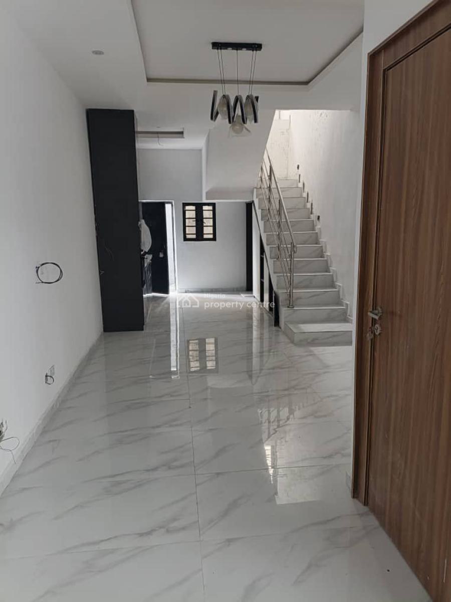 Spacious 2 Bedroom Terrace Duplex Fully Serviced, Ikate Lekki Lagos, Ikate Elegushi, Lekki, Lagos, Terraced Duplex for Rent