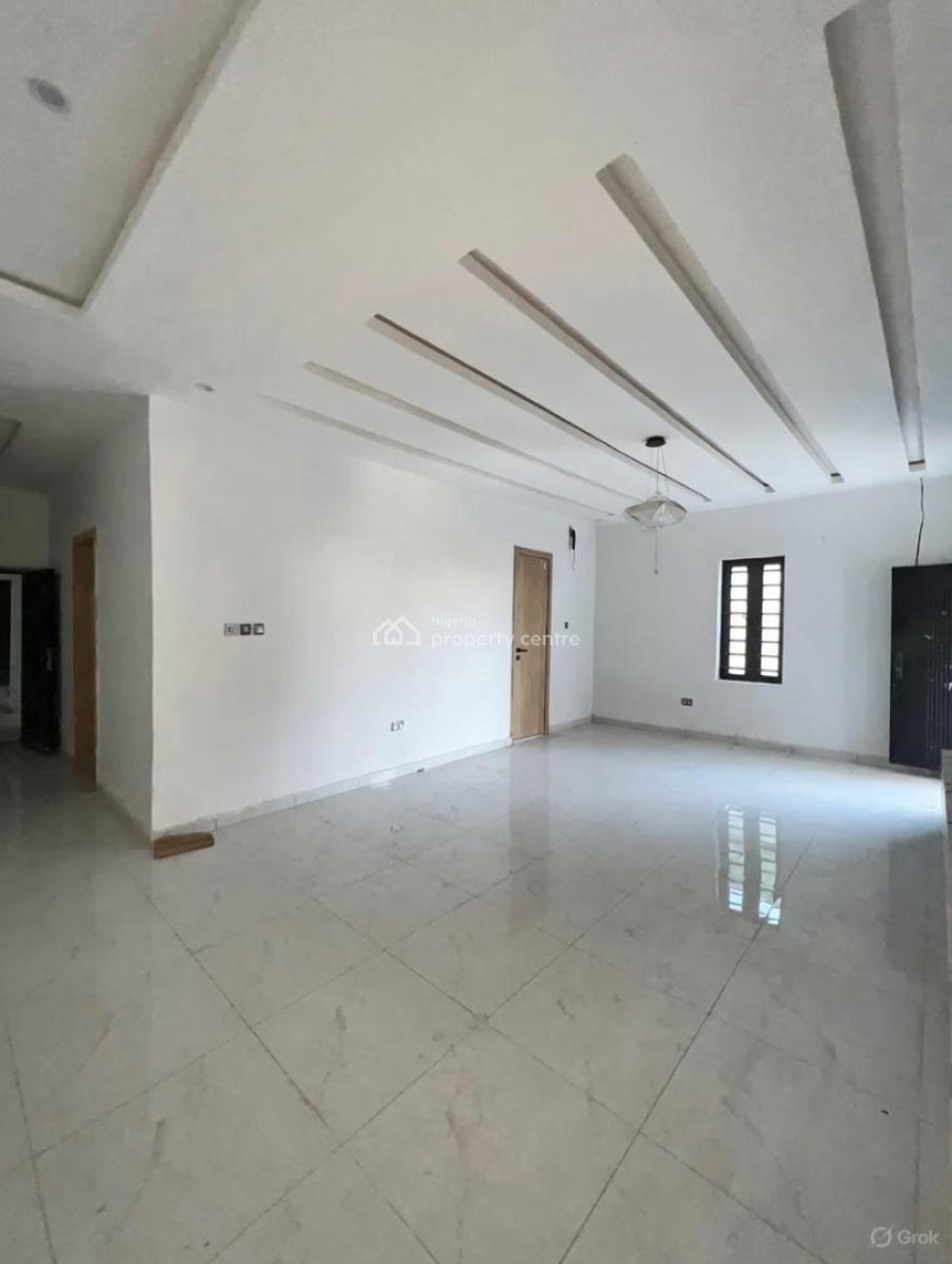 Luxury 3 Bedroom Apartment, Ologolo, Lekki, Lagos, Block of Flats for Sale