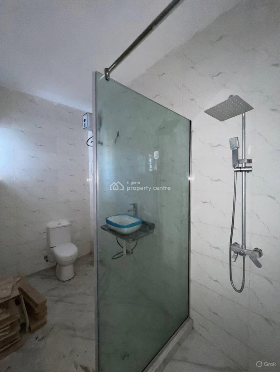 Luxury 2 Bedroom Apartment, Ologolo, Lekki, Lagos, Block of Flats for Sale