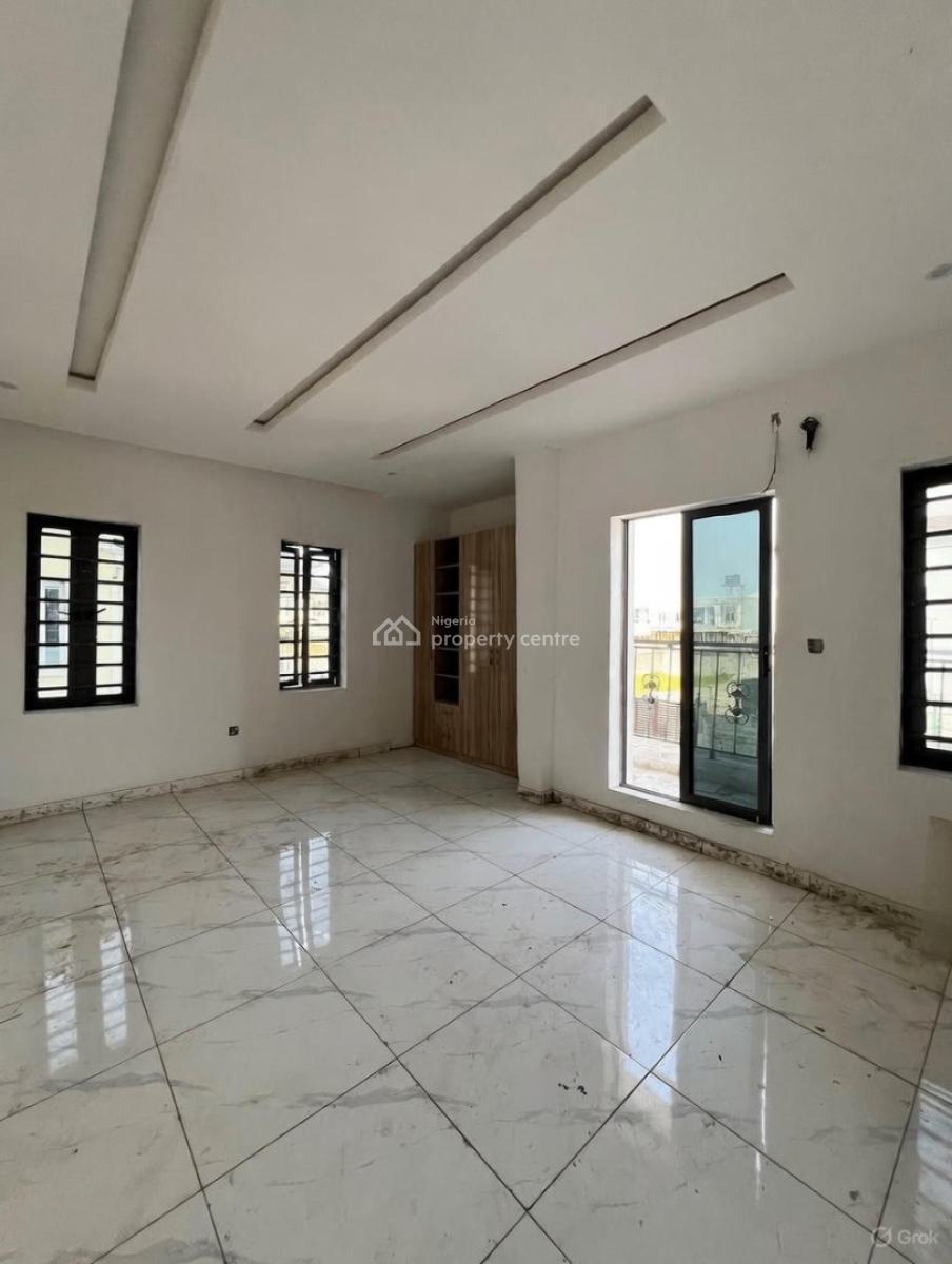 Luxury 1 Bedroom Studio Apartment, Ologolo, Lekki, Lagos, Block of Flats for Sale