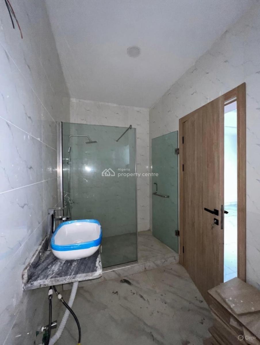 Luxury 1 Bedroom Studio Apartment, Ologolo, Lekki, Lagos, Block of Flats for Sale