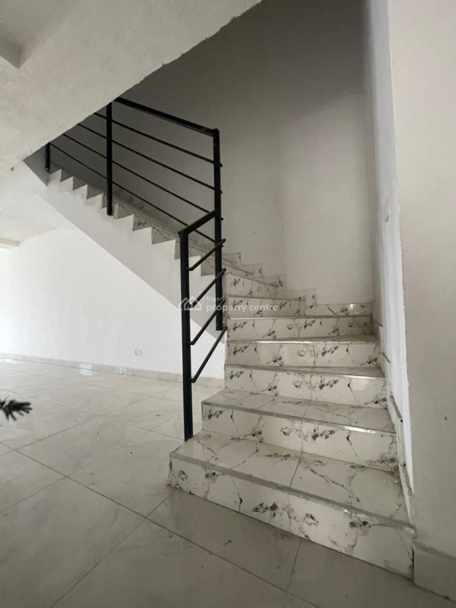 Luxury Maisonette in Ikate: 3-bedroom with Elevator and Family Lounge, Ikate, Lekki, Lagos, Flat / Apartment for Rent