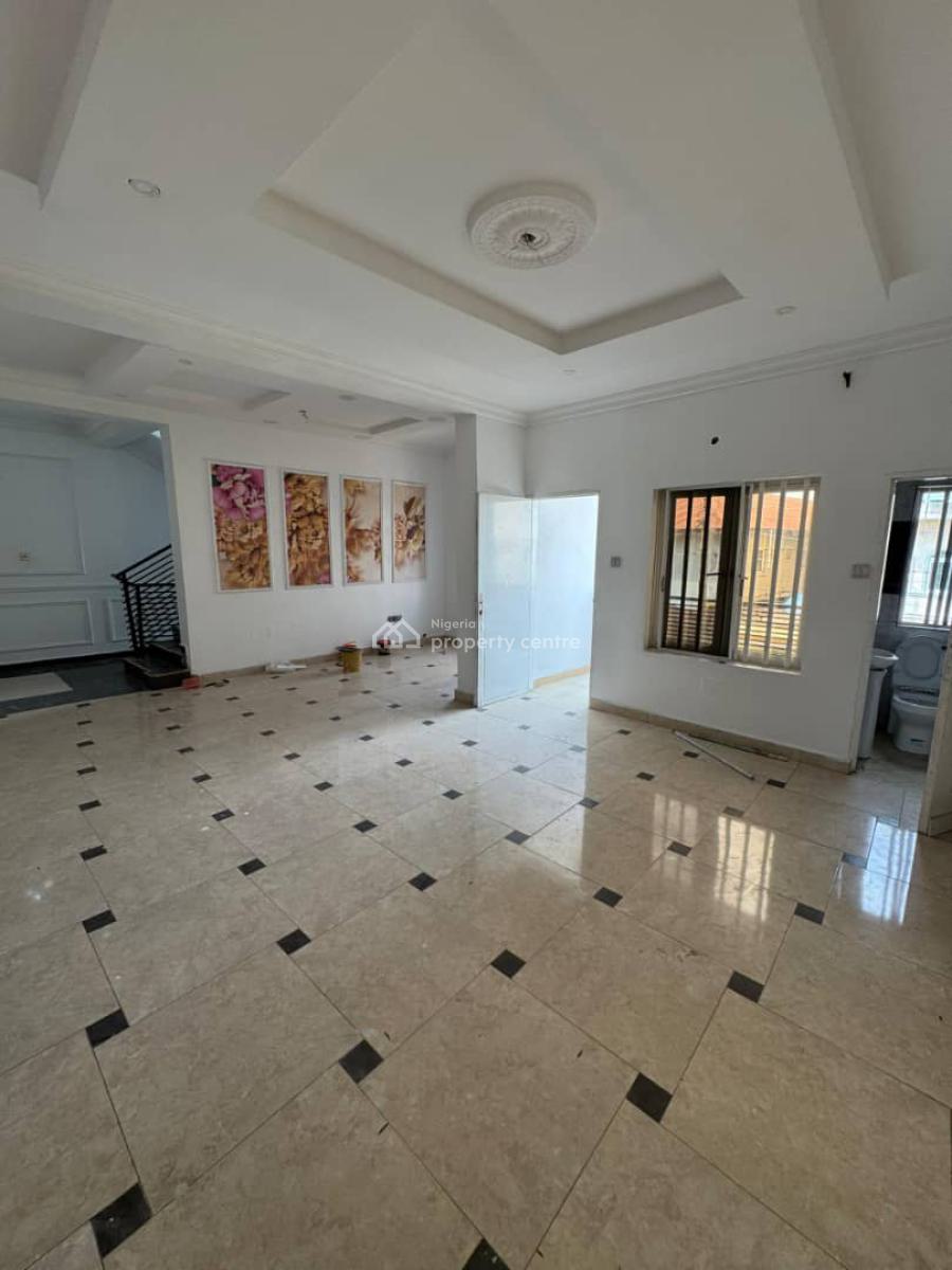 4-bedroom Maisonette with Bq, Osapa, Lekki, Lagos, Terraced Duplex for Rent
