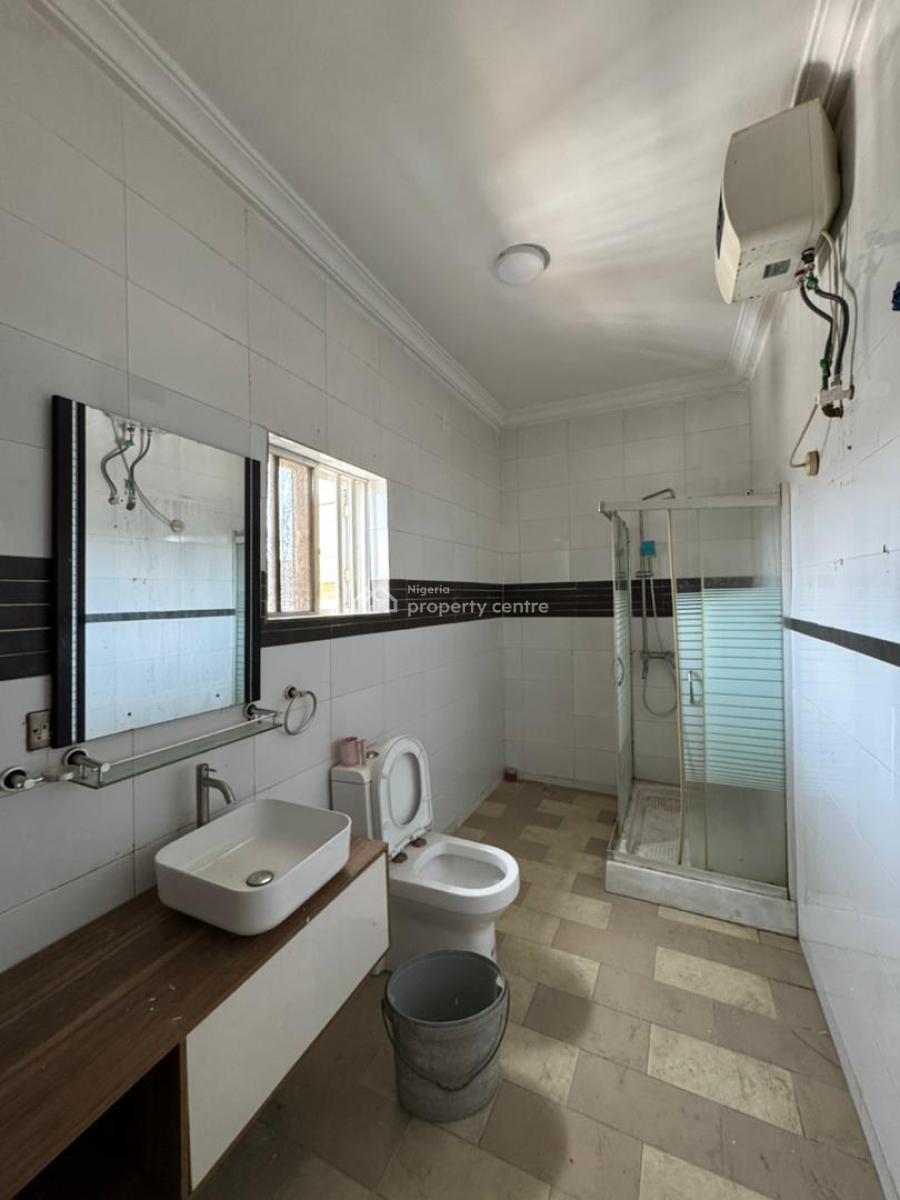 4-bedroom Maisonette with Bq, Osapa, Lekki, Lagos, Terraced Duplex for Rent