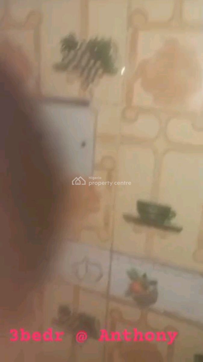 Spacious 3 Bedroom Up Flat, Anthony Village, Anthony, Maryland, Lagos, Flat / Apartment for Rent