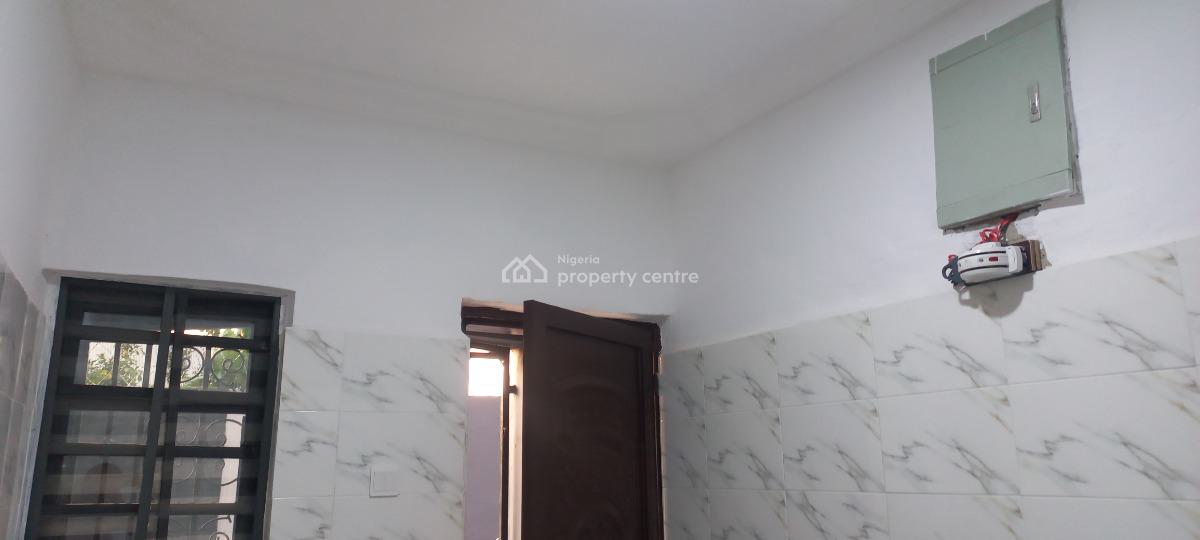 a Brand New 6 Numbers of Mini Flat Along Obasanjo Farm Road, Onigbin, Off Obasanjo Farm, Road. Shares Close Proximity to Ojuore, Ado-odo/ota, Ogun, Mini Flat (room and Parlour) for Rent