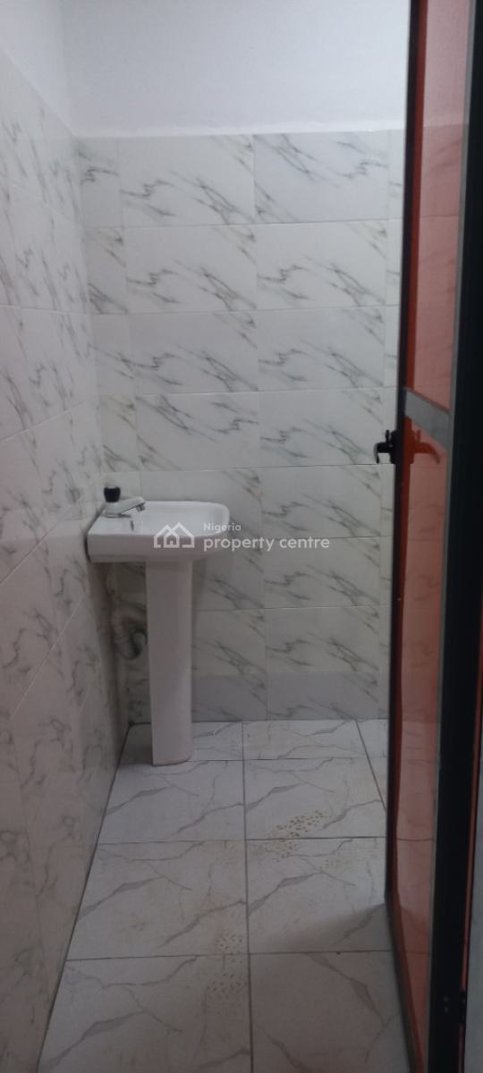 a Brand New 6 Numbers of Mini Flat Along Obasanjo Farm Road, Onigbin, Off Obasanjo Farm, Road. Shares Close Proximity to Ojuore, Ado-odo/ota, Ogun, Mini Flat (room and Parlour) for Rent