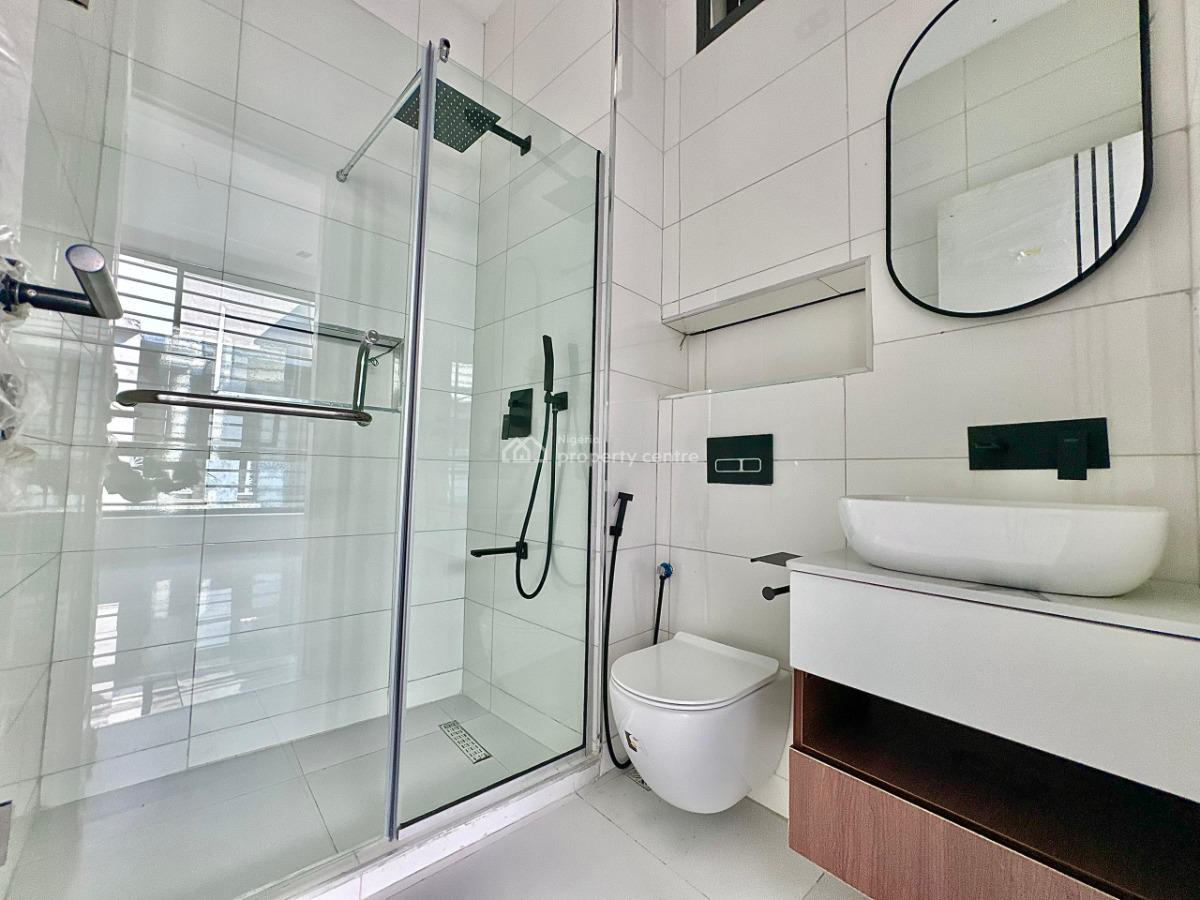 Luxury  2bedroom Flat, Ologolo, Lekki, Lagos, Flat / Apartment for Rent