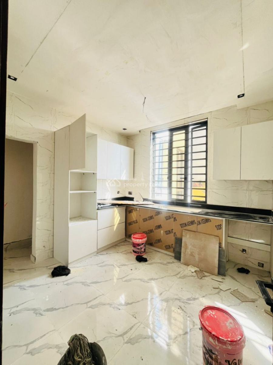 Newly Built 3 Bedroom Apartment with Bq, Lekki Phase 1, Lekki, Lagos, Flat / Apartment for Rent