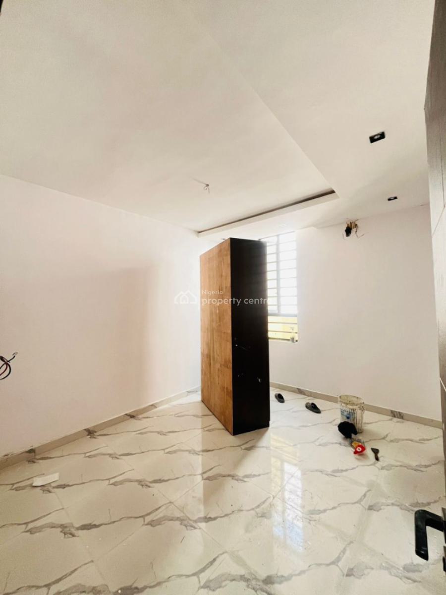 Newly Built 3 Bedroom Apartment with Bq, Lekki Phase 1, Lekki, Lagos, Flat / Apartment for Rent