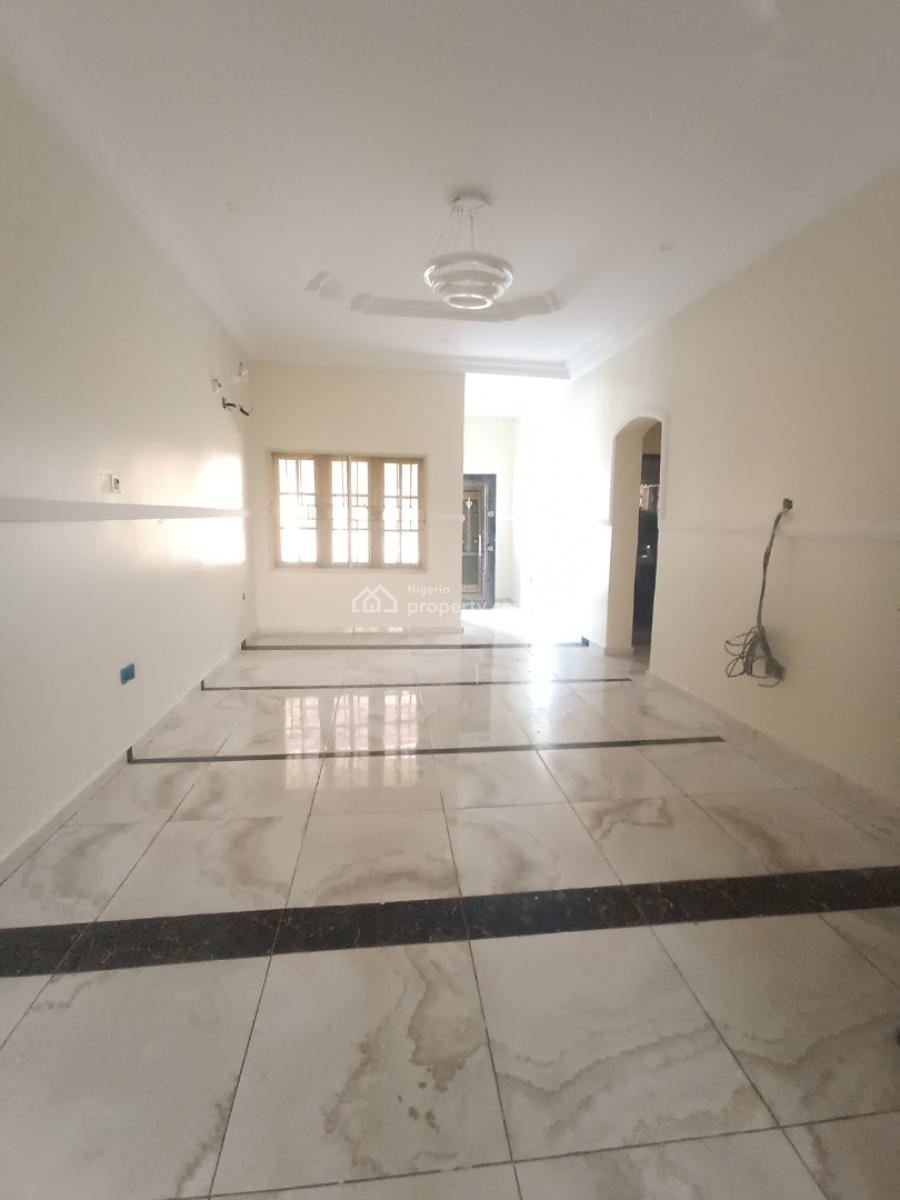 3 Bedroom Flat (upstairs), Blenco, Sangotedo, Ajah, Lagos, Flat / Apartment for Rent