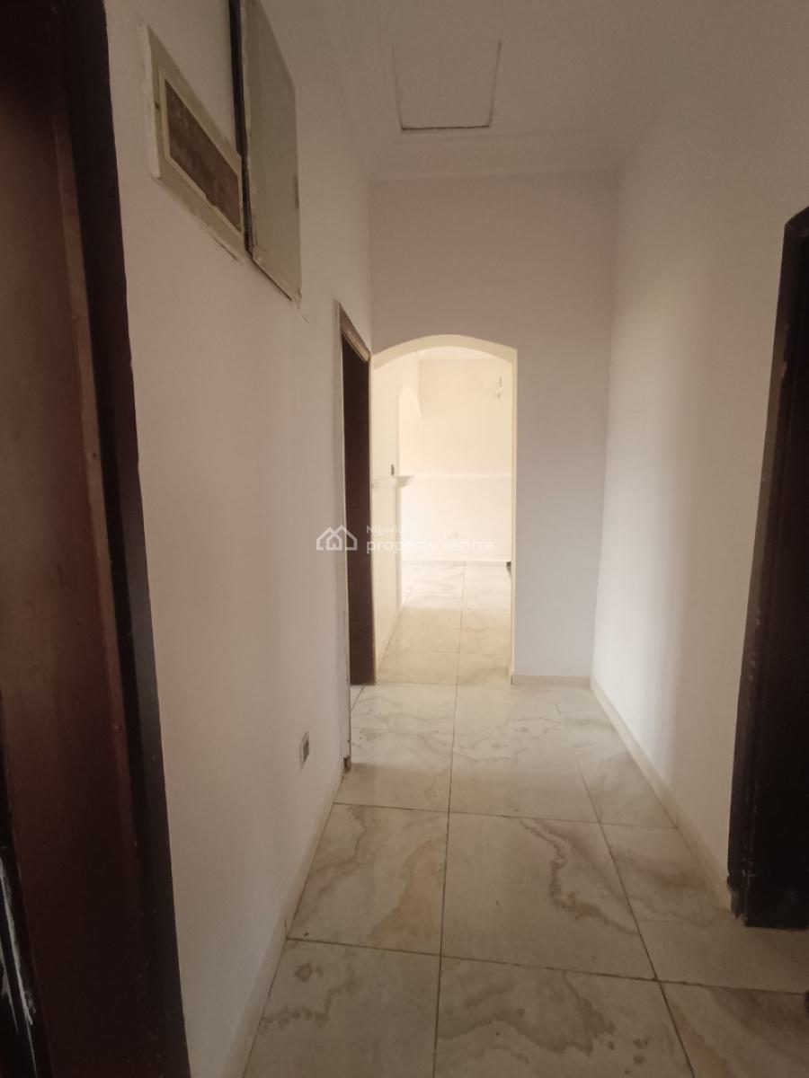3 Bedroom Flat (upstairs), Blenco, Sangotedo, Ajah, Lagos, Flat / Apartment for Rent