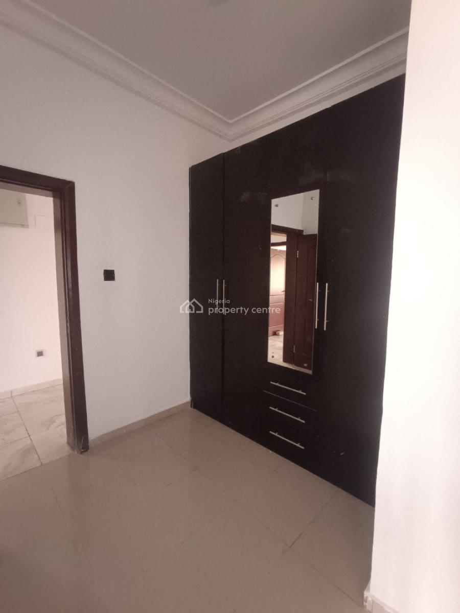 3 Bedroom Flat (upstairs), Blenco, Sangotedo, Ajah, Lagos, Flat / Apartment for Rent