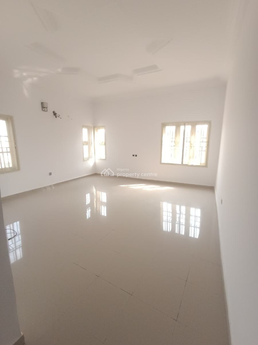 3 Bedroom Flat (upstairs), Blenco, Sangotedo, Ajah, Lagos, Flat / Apartment for Rent