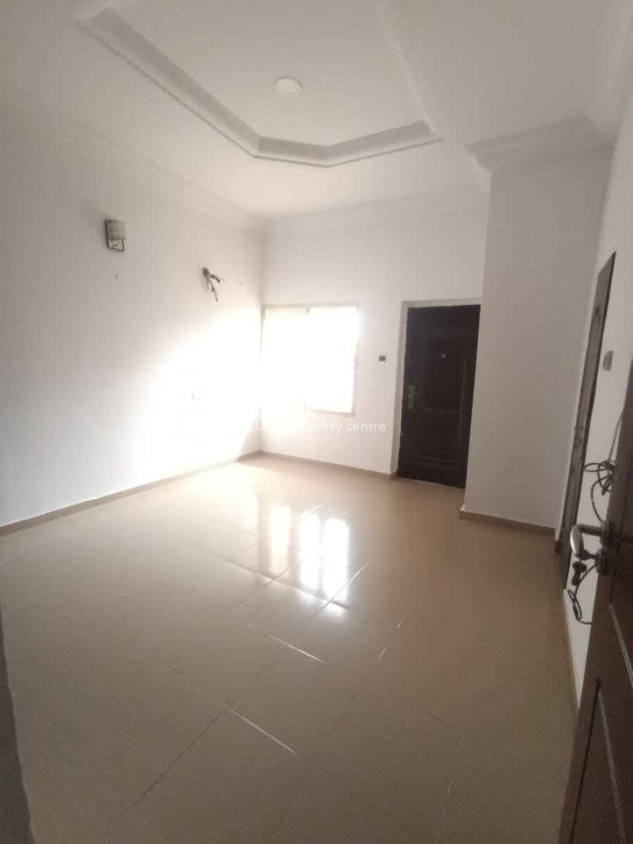 3 Bedroom Flat (upstairs), Blenco, Sangotedo, Ajah, Lagos, Flat / Apartment for Rent