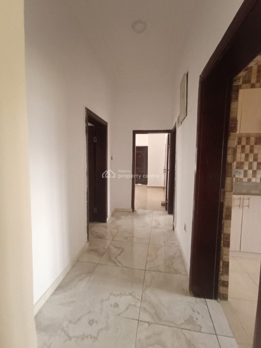3 Bedroom Flat (upstairs), Blenco, Sangotedo, Ajah, Lagos, Flat / Apartment for Rent