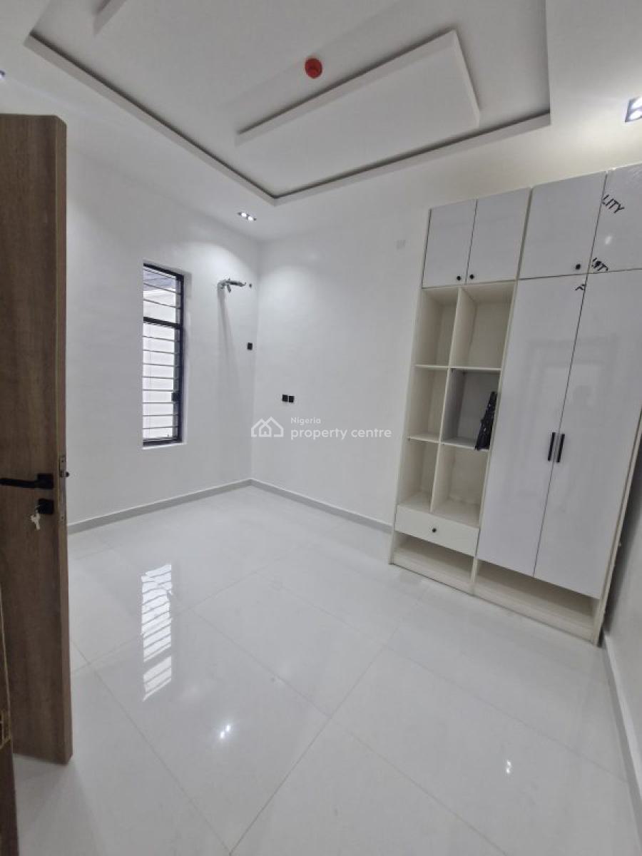 5 Bedrooms Detached Duplex with Swimming Pool, Ajah, Lagos, Detached Duplex for Sale