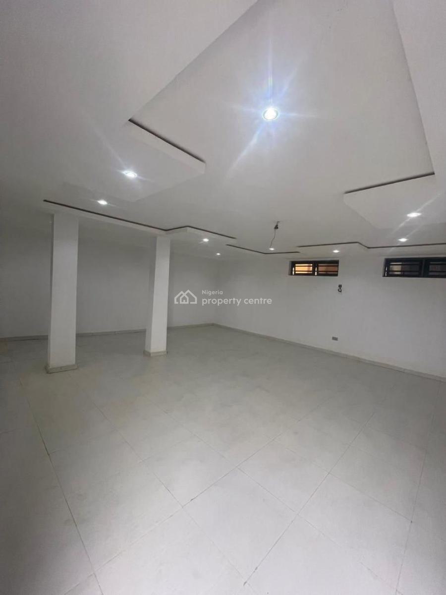 Magnificent 5 Bedroom Duplex with 2 Bq, Gra Phase 2, Magodo, Lagos, Detached Duplex for Sale