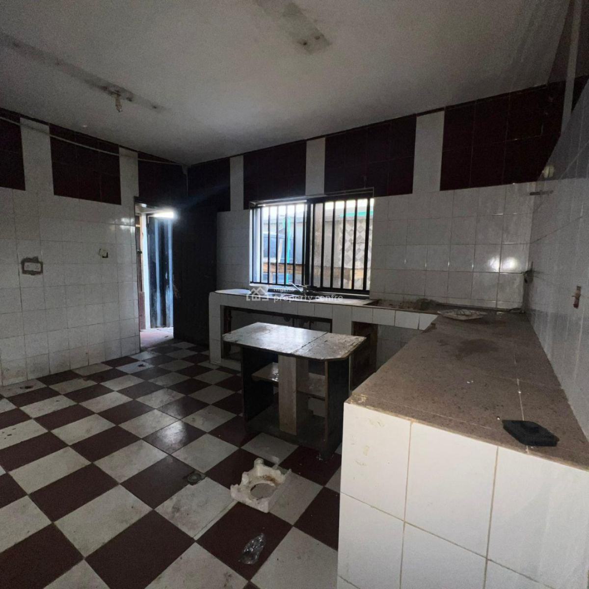 Delightful Exquisite Spacious 8 Bedroom Fully Detached Duplex with 2 Rooms Bq, Lekki Phase 1, Lekki, Lagos, Detached Duplex for Rent