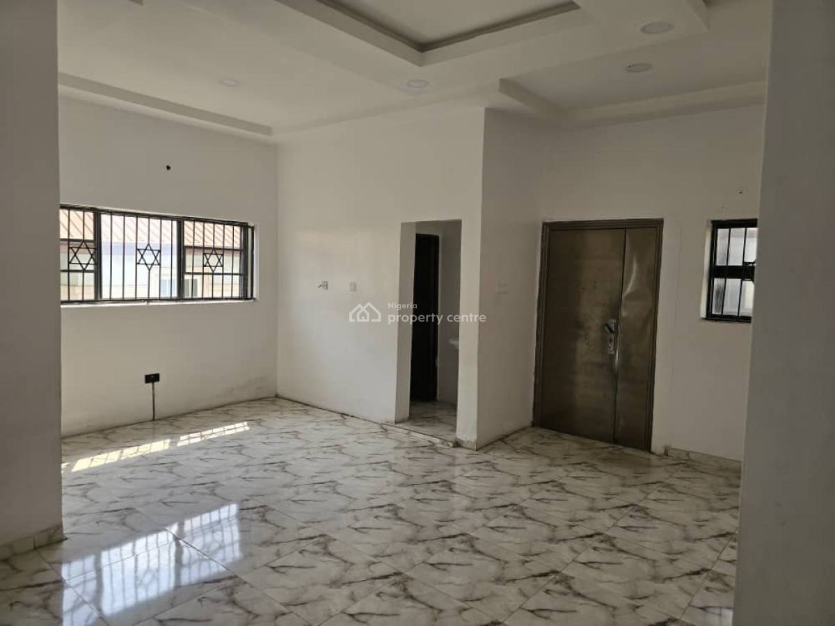 a 3 Bedroom Flat All En-suite, Magodo Brooks, Magodo, Lagos, Flat / Apartment for Rent