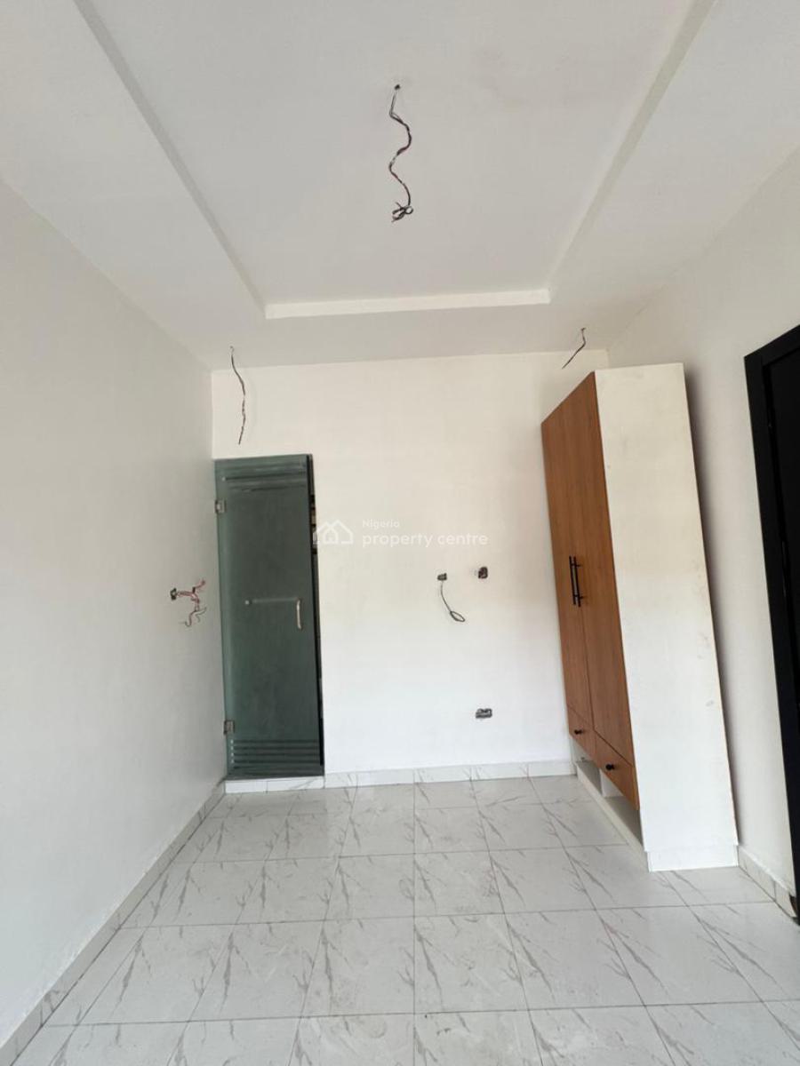 Newly Built 2 Bedroom Apartment in a Serene Neighborhood, Gbagada, Lagos, Terraced Duplex for Sale