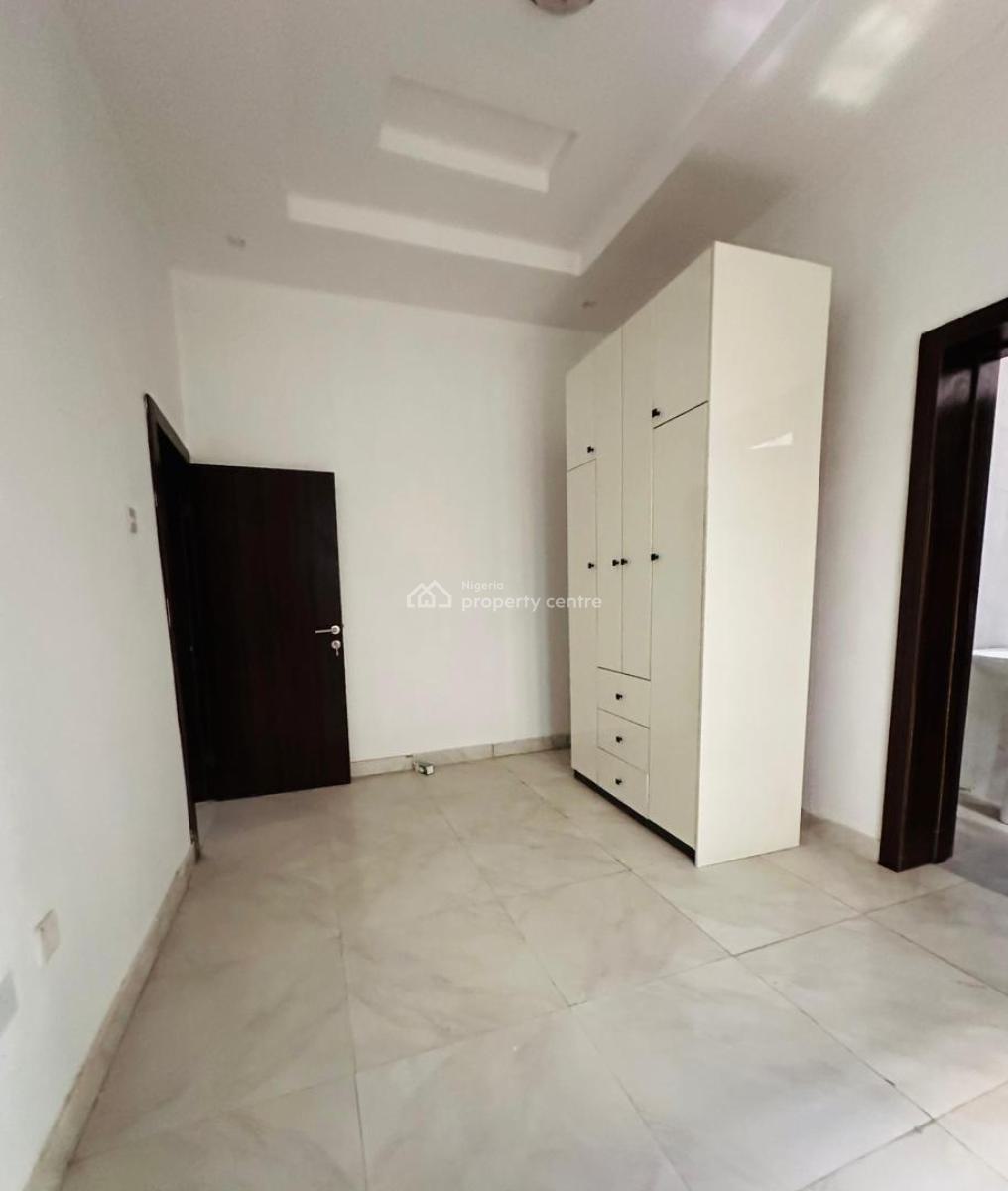 Elegant 5 Bedroom Fully Detached Duplex with Bq, Stunningly Designed Home with Bq in a Secured Estate, Gra Phase 2, Magodo, Lagos, Detached Duplex for Sale