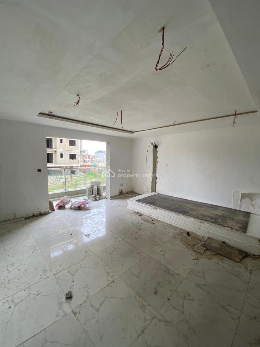 Almost Complete 2 Bedroom Apartment, Lekki Phase 1, Lekki, Lagos, Flat / Apartment for Sale