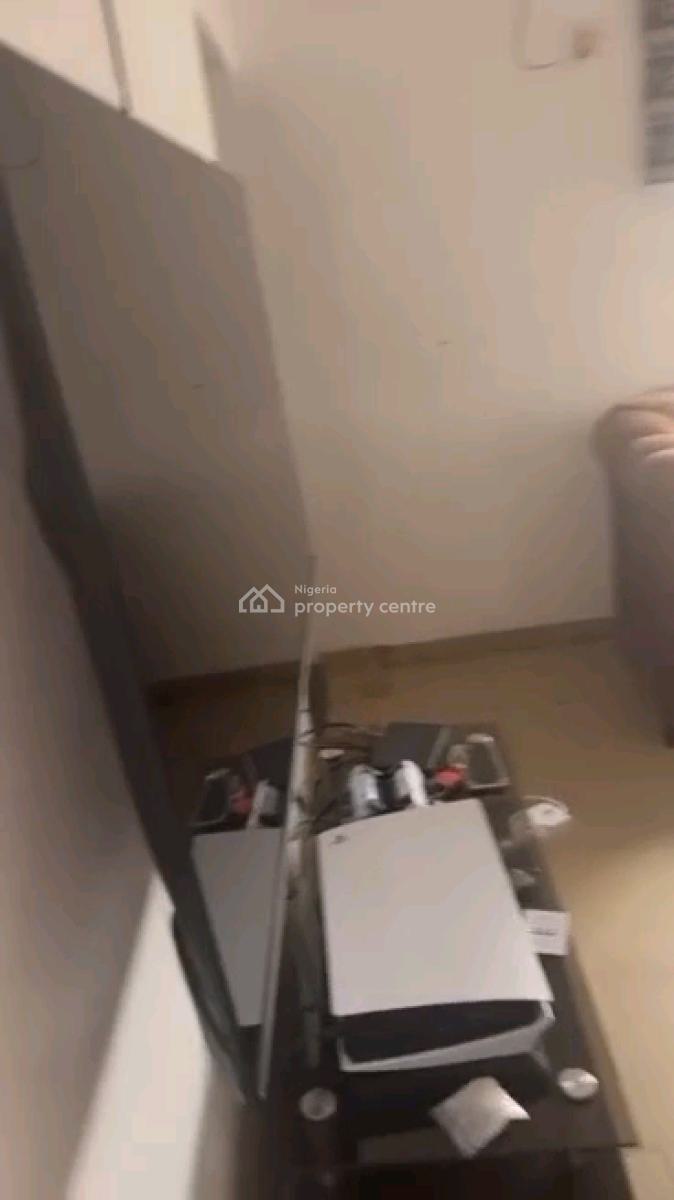 Decent Mini-flat *(upstairs 1st Floor)* Kitchen Cabinets,, Sholanke Street, Akoka, Yaba, Lagos, Mini Flat (room and Parlour) for Rent