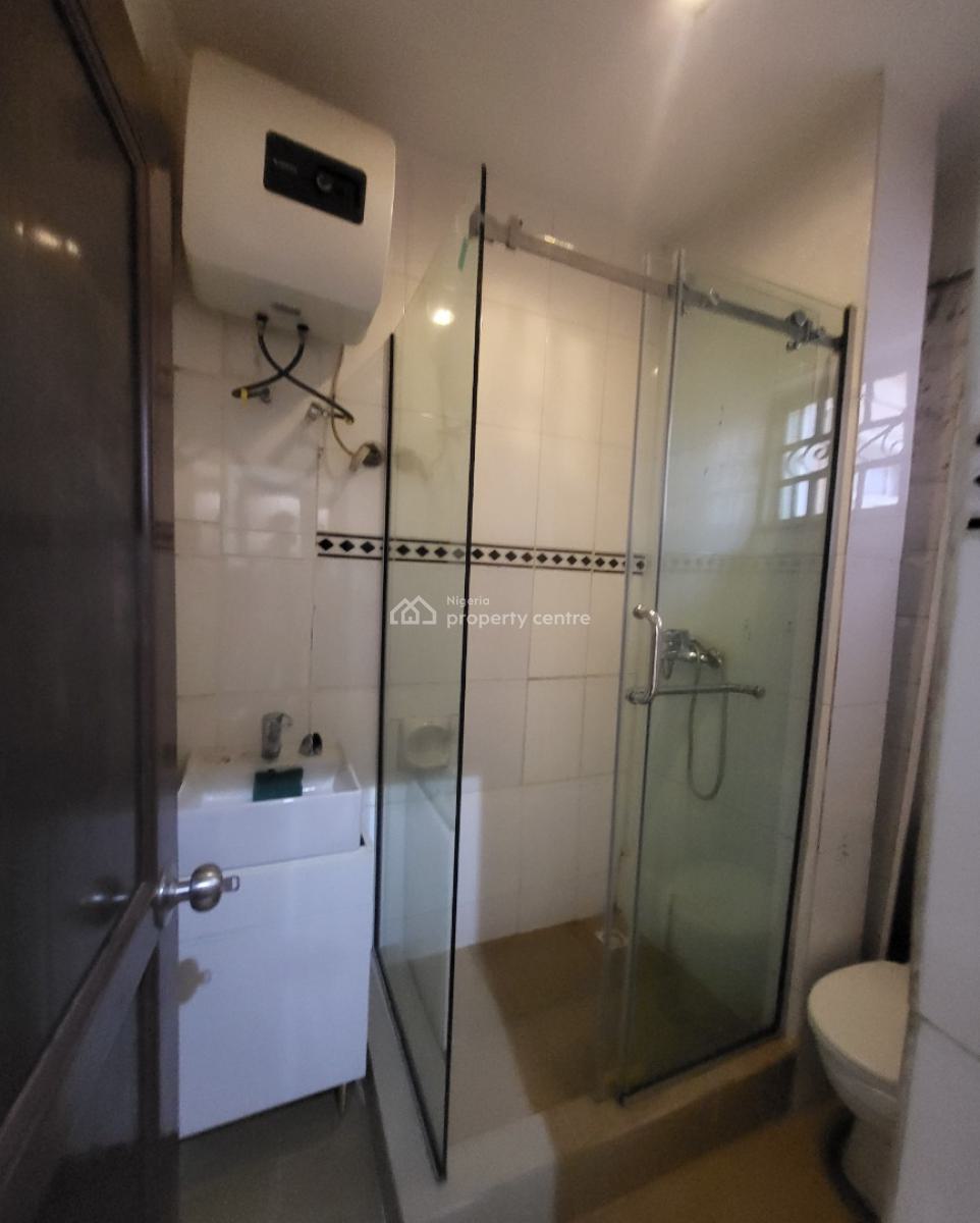 Luxurious Massive 3 Bedroom Flat, By Games-village Estate, Kaura, Abuja, Flat / Apartment for Rent