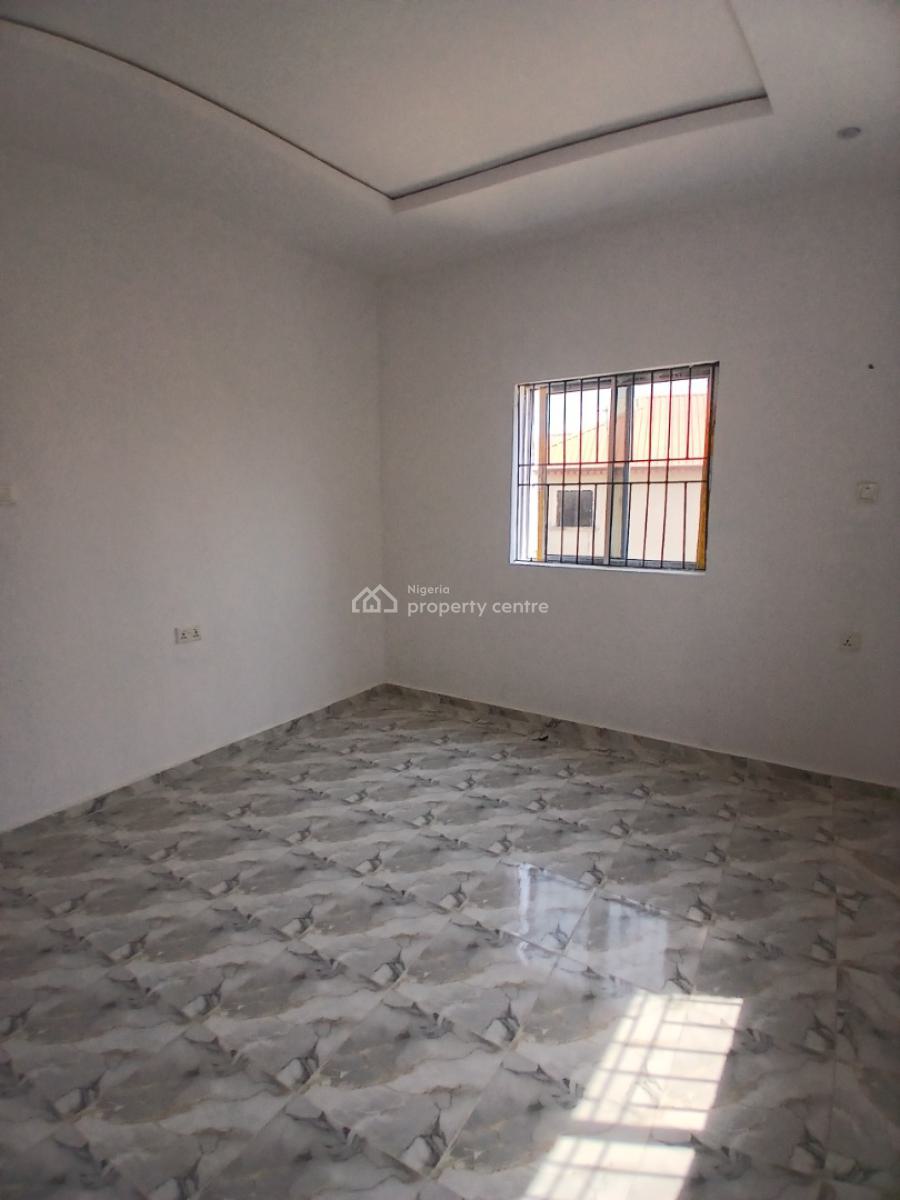 a Fantastic 1 Bedroom Apartment, Opposite Miniru Estate, Ogombo Roundabout, Lekki Phase 2, Lekki, Lagos, Mini Flat (room and Parlour) for Rent