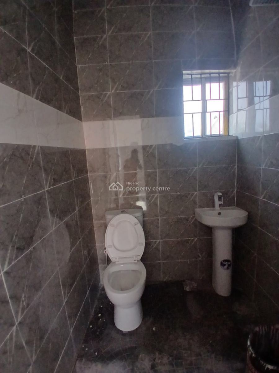 a Fantastic 1 Bedroom Apartment, Opposite Miniru Estate, Ogombo Roundabout, Lekki Phase 2, Lekki, Lagos, Mini Flat (room and Parlour) for Rent